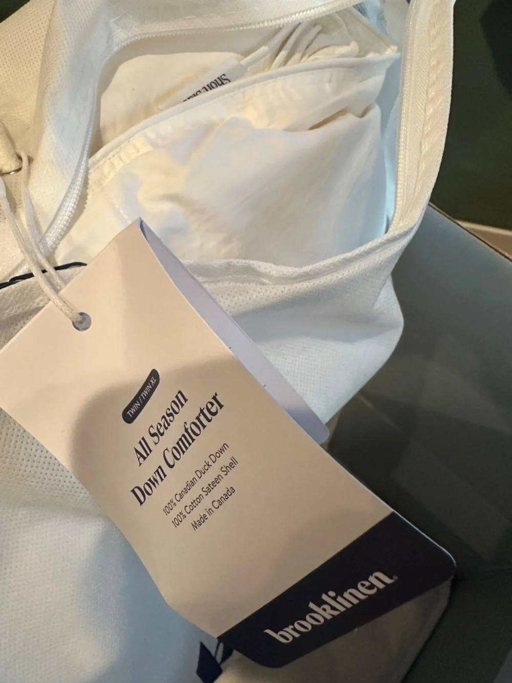 Brooklinen All Season Down Comforter - Twin / Twin XL NEW NWT
